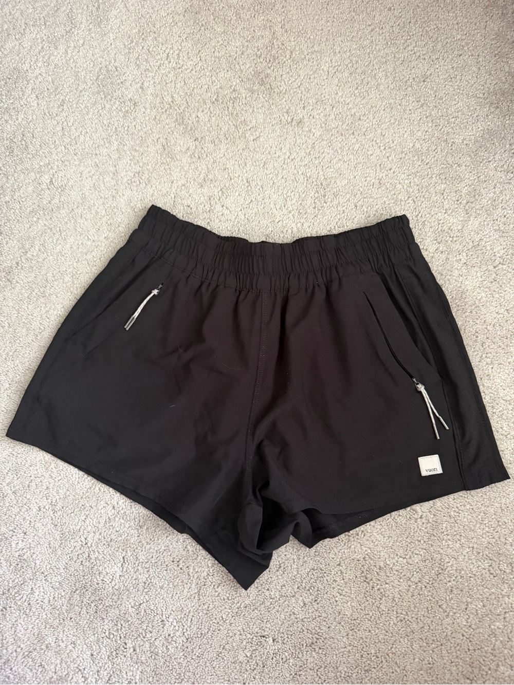 Vuori Clementine Black Women's Athletic Zip-Pocket Shorts